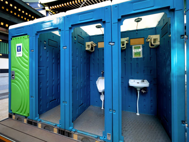 Best Porta potty delivery and setup  in Ballwin, MO